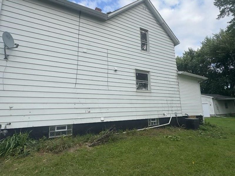 1527 W 19th Street, Lorain, OH 44052 Photo 2