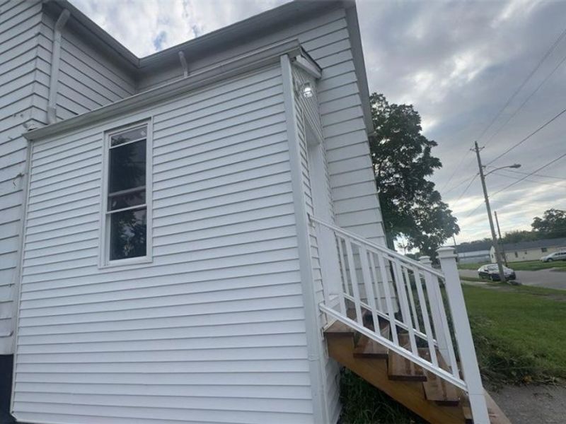 1527 W 19th Street, Lorain, OH 44052 Photo 3