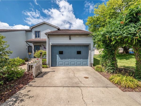 3730 Mercedes Place , Unit 4, Canfield, OH 44406