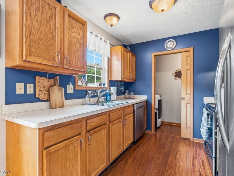 6192 Apple Street, Louisville, OH 44641 Photo 13