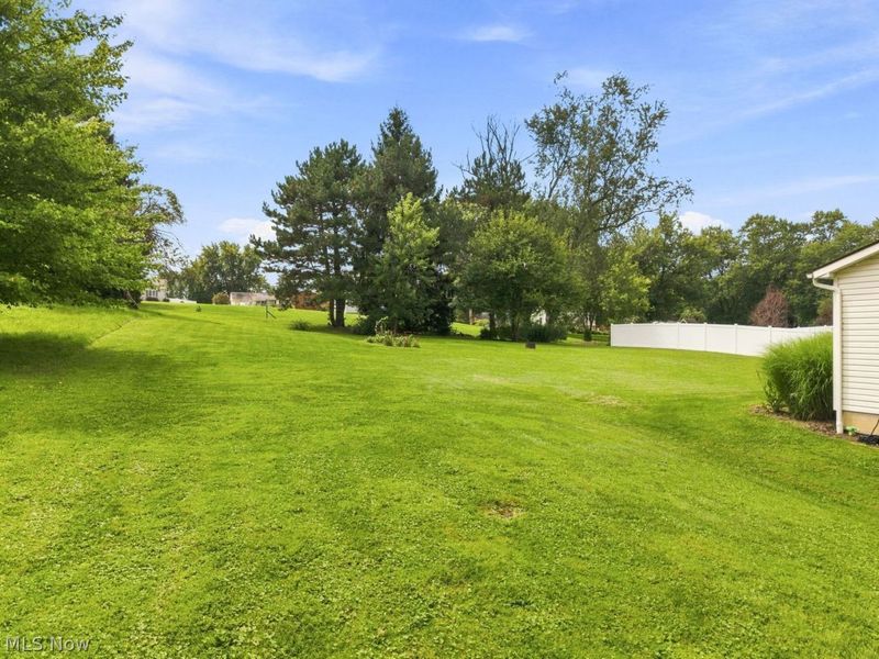 6192 Apple Street, Louisville, OH 44641 Photo 30