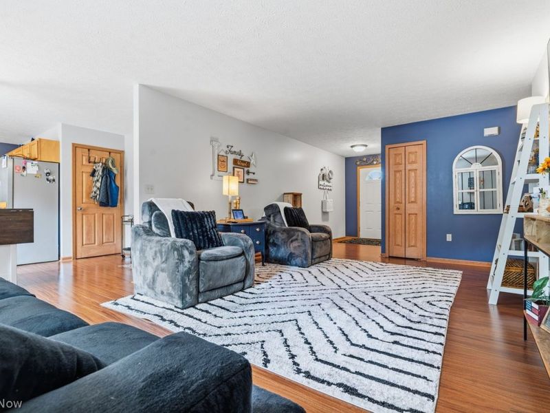6192 Apple Street, Louisville, OH 44641 Photo 9