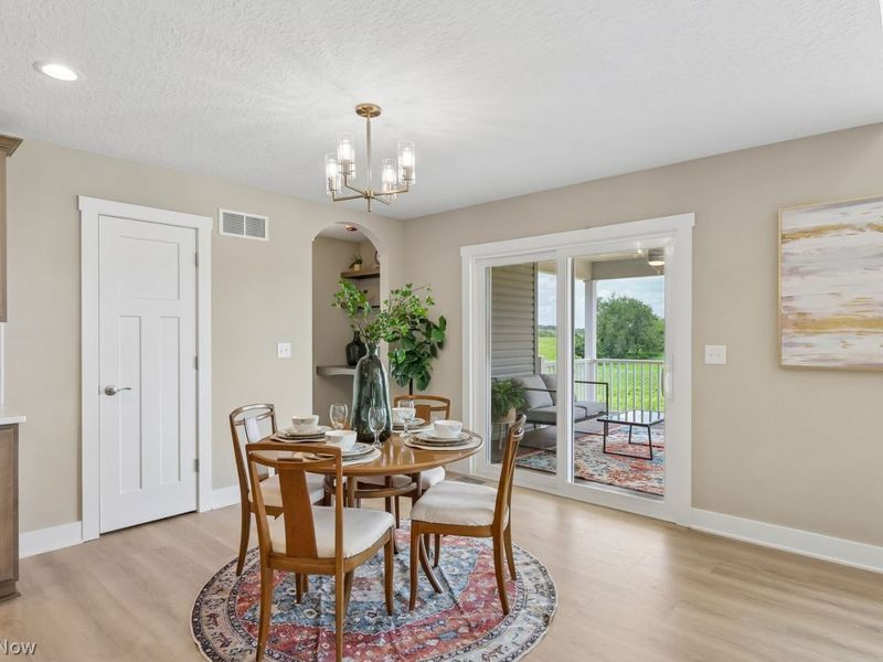 2301 Ledgestone Drive NW, Uniontown, OH 44685 Photo 11