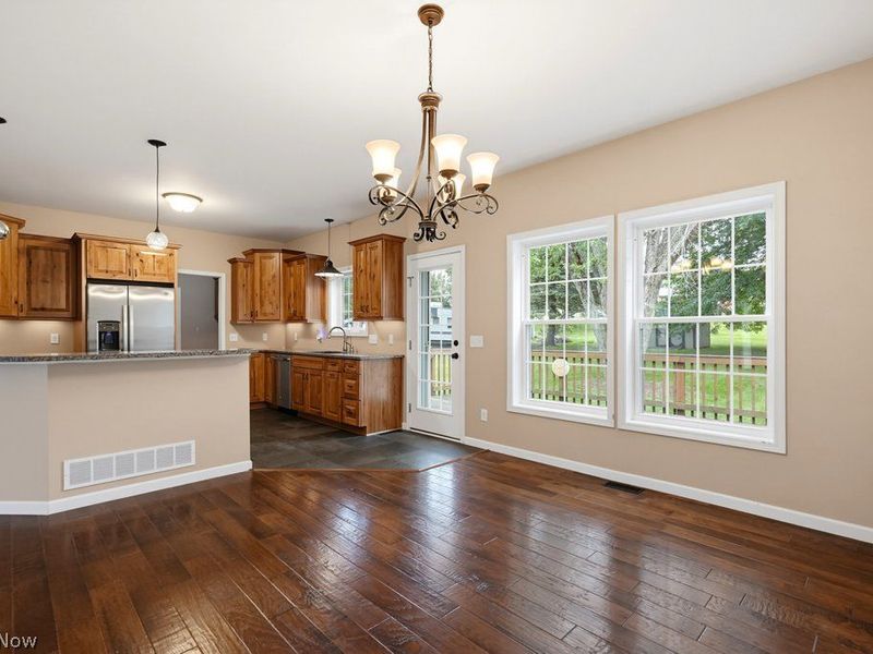3112 Phillips Drive SW, Canton, OH 44706 Photo 13