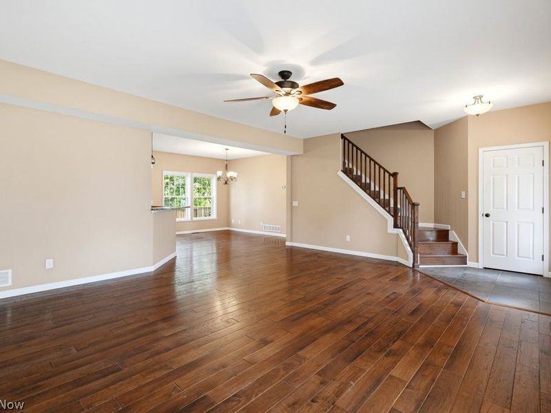 3112 Phillips Drive SW, Canton, OH 44706 Photo 3