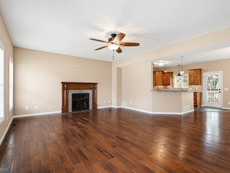 3112 Phillips Drive SW, Canton, OH 44706 Photo 5