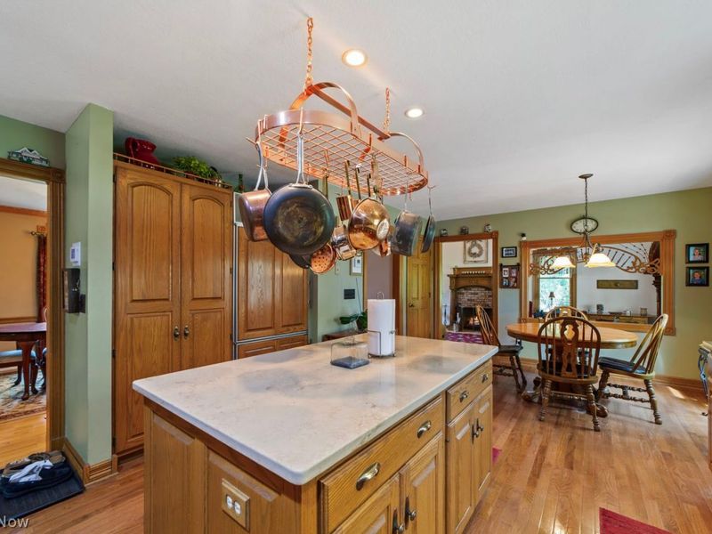 48252 Tina Lane, Amherst, OH 44001 Photo 12