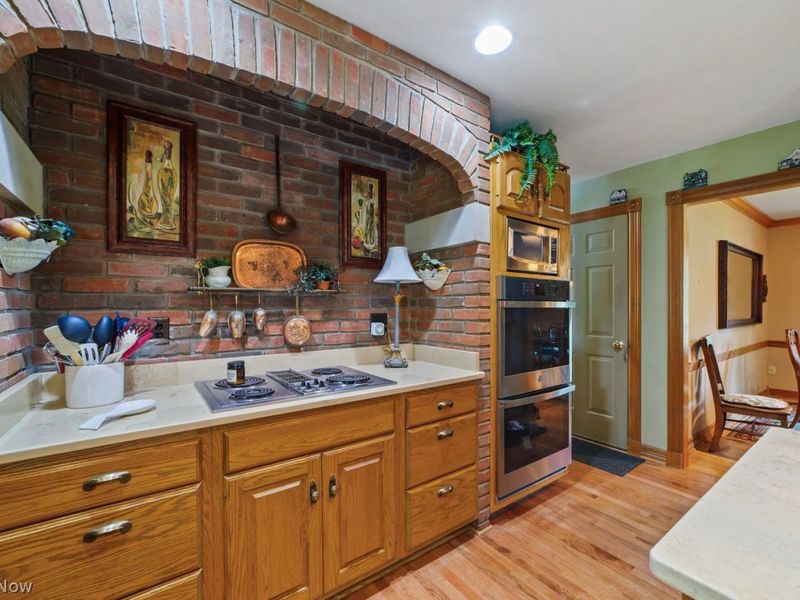 48252 Tina Lane, Amherst, OH 44001 Photo 13