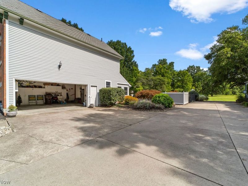 48252 Tina Lane, Amherst, OH 44001 Photo 43