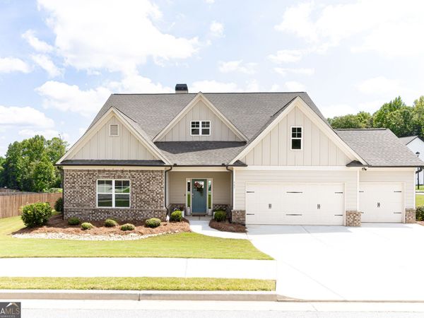 161 Parkers Place, Hoschton, GA 30548