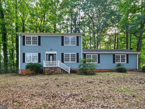 212 Sarann Court NW, Lilburn, GA 30047