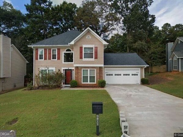 2100 Wedgewood Drive, Stone Mountain, GA 30088