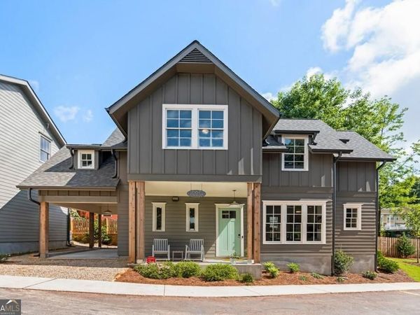 667 Juneberry Lane SE, Atlanta, GA 30316
