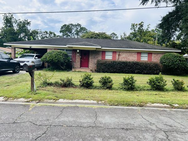 2930 Edgewood Road , Waycross, GA 31503