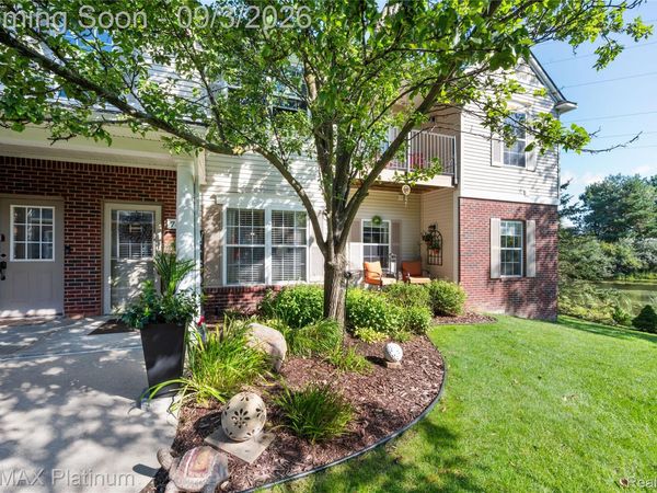 745 Eagle Drive, Unit Ste 200, Fenton, Mi 48430