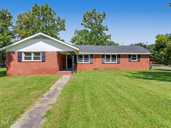 4330 Griffin Street, Moss Point, MS 39563