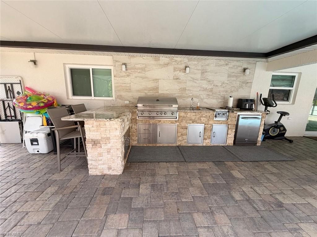 8164 San Carlos Blvd, Fort Myers, FL 33967 Photo