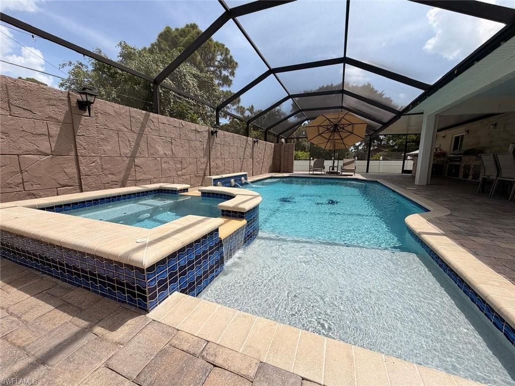 8164 San Carlos Blvd, Fort Myers, FL 33967 Photo