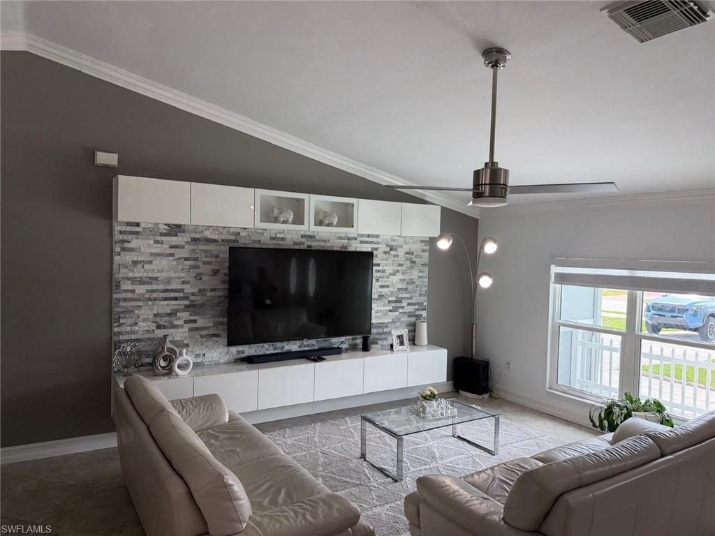 8164 San Carlos Blvd, Fort Myers, FL 33967 Photo