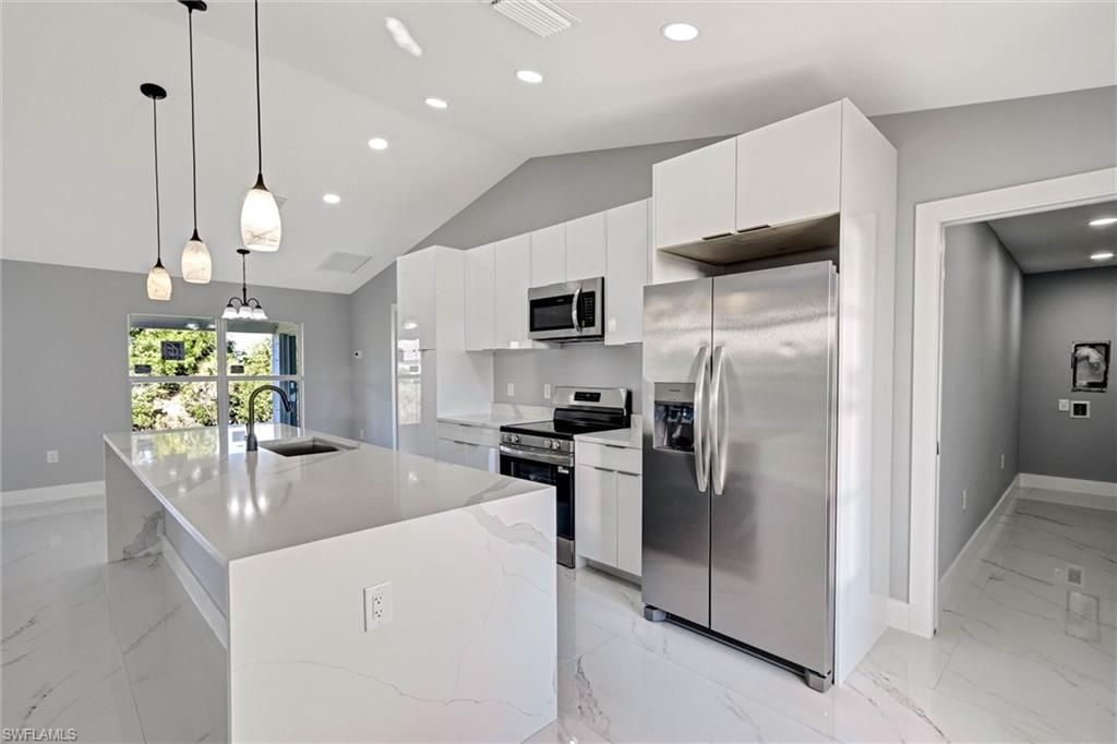 4106 NE 14th Pl, Cape Coral, FL 33909 Photo