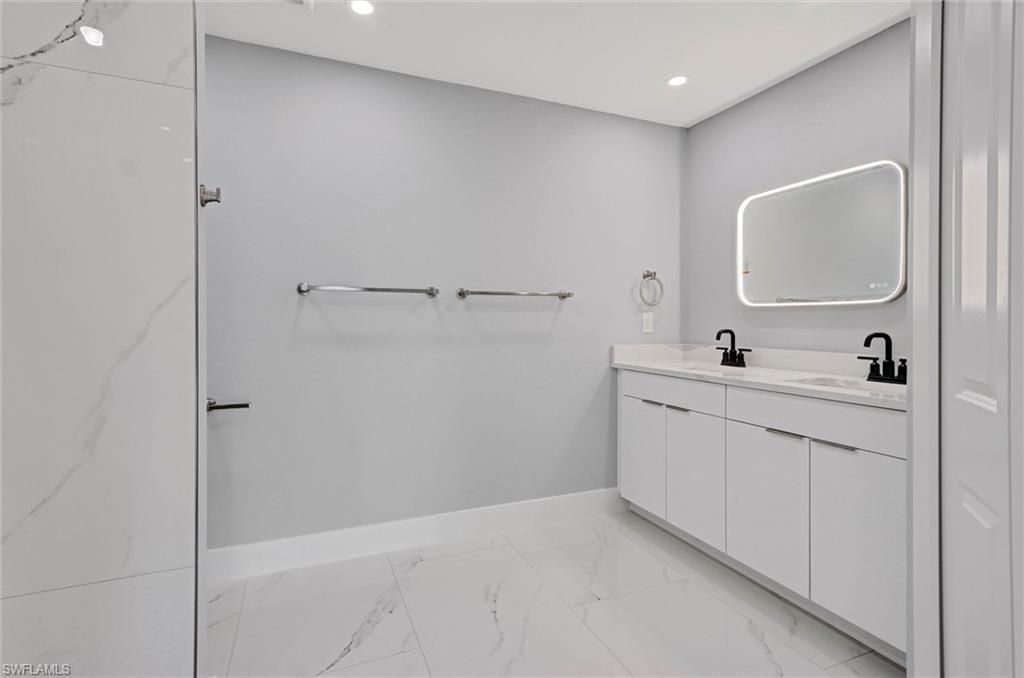 4106 NE 14th Pl, Cape Coral, FL 33909 Photo