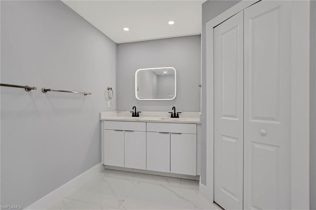4106 NE 14th Pl, Cape Coral, FL 33909 Photo