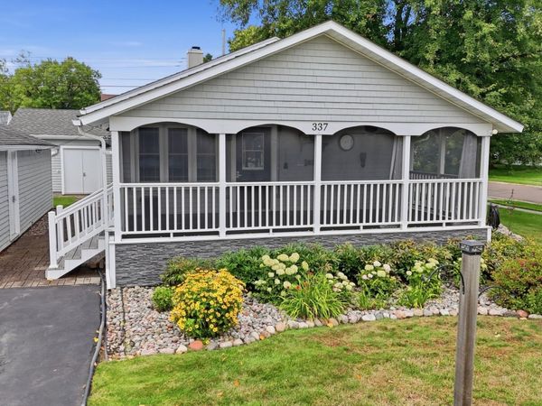 337 Leeds Rd , Hoyt Lakes, MN 55750