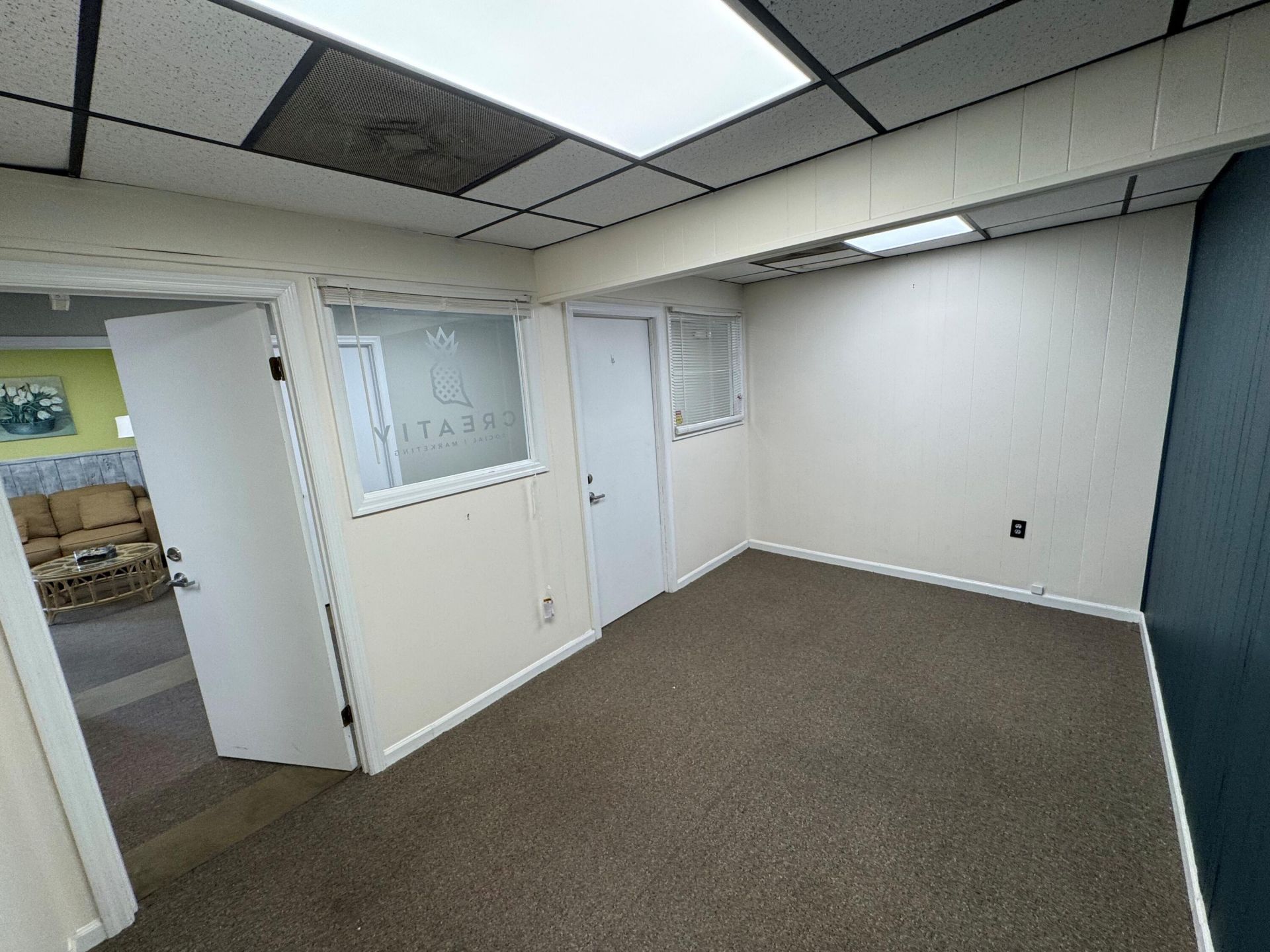 802 Coleman Boulevard  Photo 4