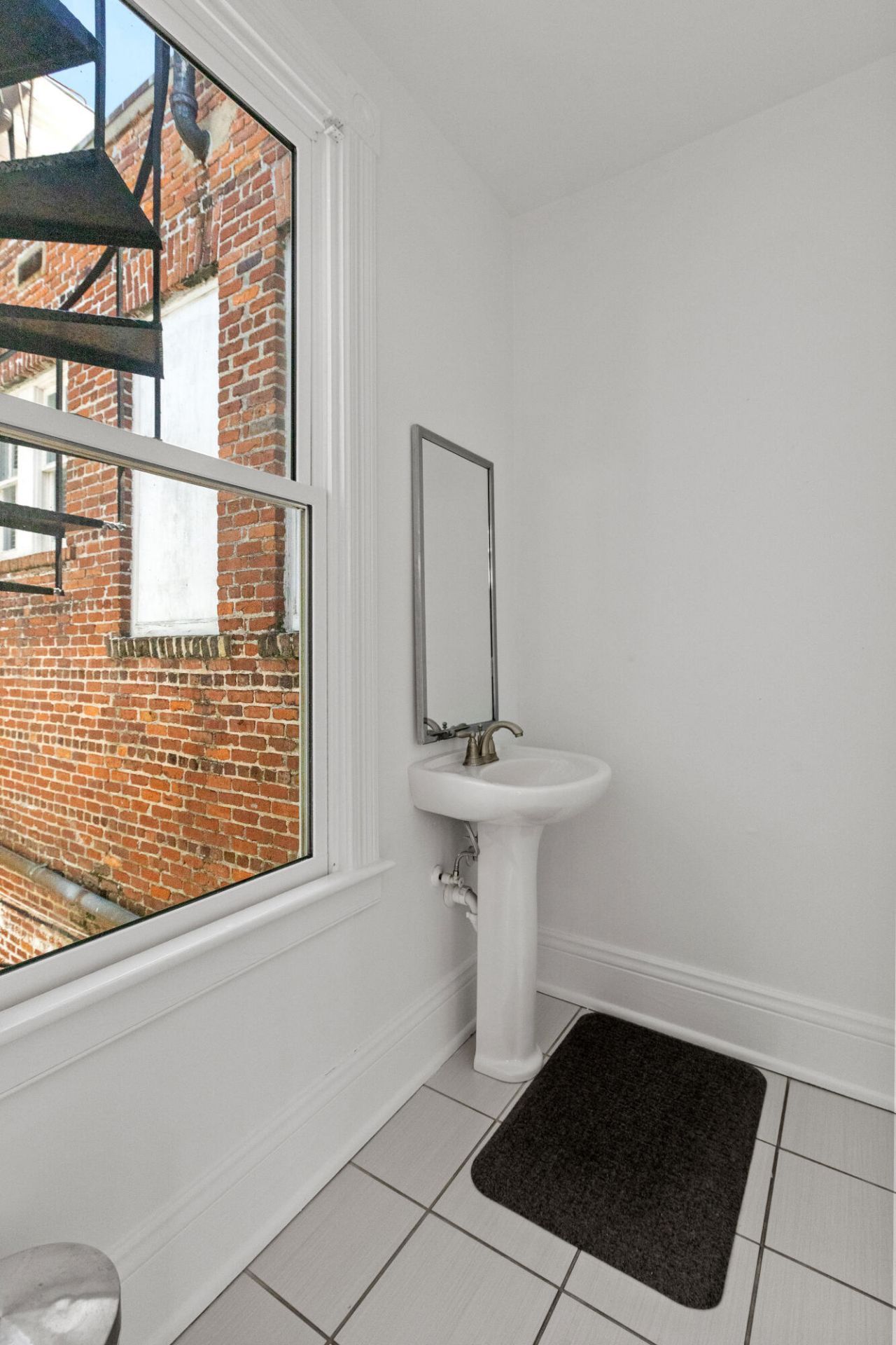 53 Broad Street  Photo 18
