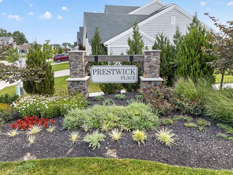 3781 Fairmount Circle, Pierce Township, OH 45245 Photo 2