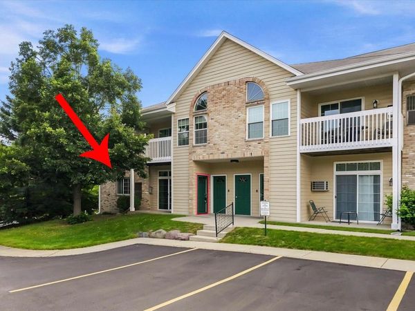 1441 Garay LANE, Port Washington, WI 53074