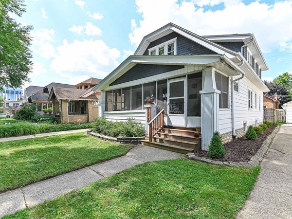 1515 N 57th STREET, Milwaukee, WI 53208
