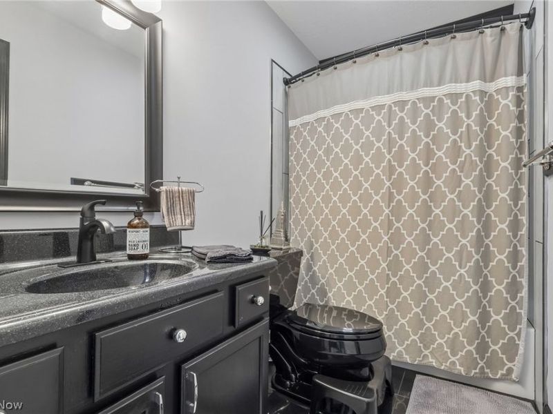 2711 W 39th Street, Lorain, OH 44053 Photo 28