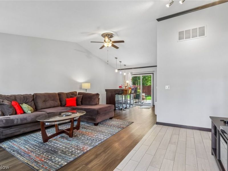 2711 W 39th Street, Lorain, OH 44053 Photo 4