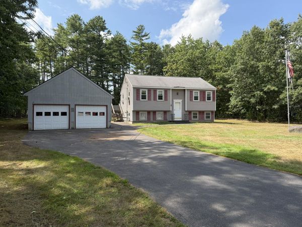 22 Minuteman Drive, Wells, ME 04090