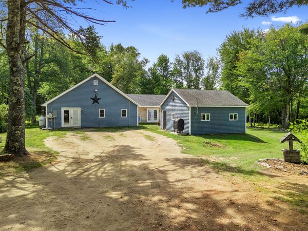 547 Waldoboro Road , Jefferson, ME 04348