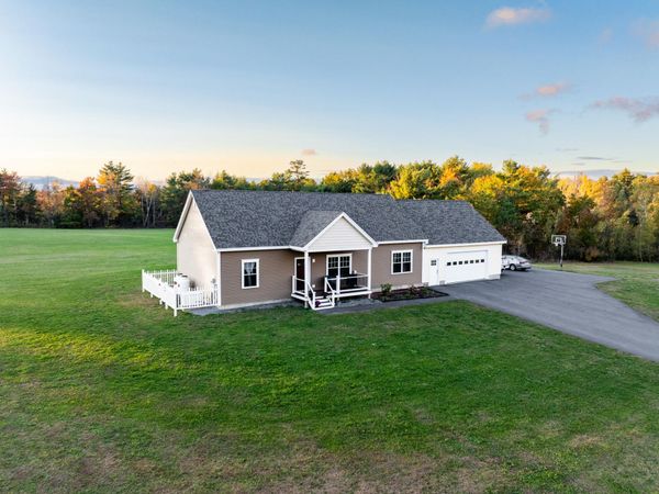 312 Kittredge Road , Bangor, ME 04401