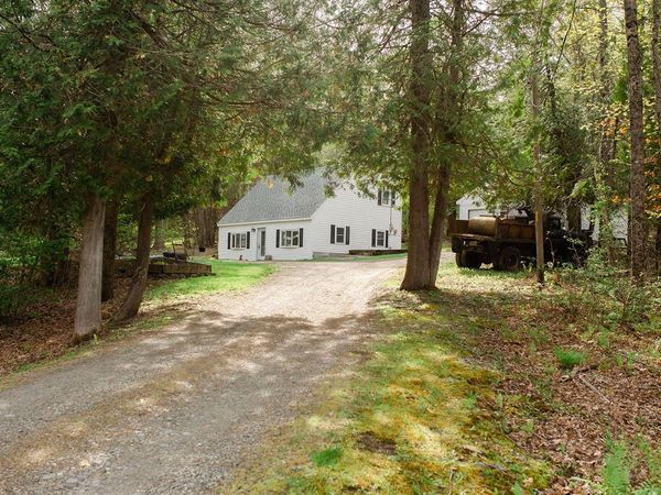 7 Upper Oak Point Road, Winterport, ME 04496