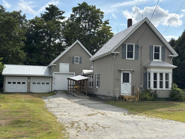 17 River Street , Strong, ME 04983