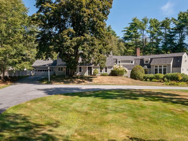 1203 Shore Road, Cape Elizabeth, ME 04107