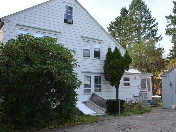 Auburn, ME 04210