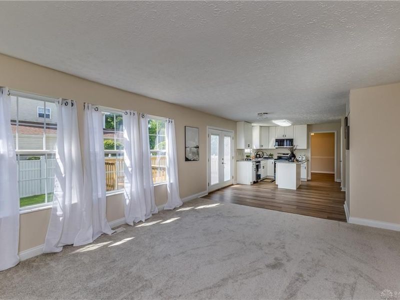 6224 Harvest Meadows Drive, Huber Heights, OH 45424 Photo 13