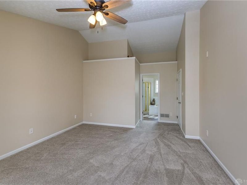 6224 Harvest Meadows Drive, Huber Heights, OH 45424 Photo 23