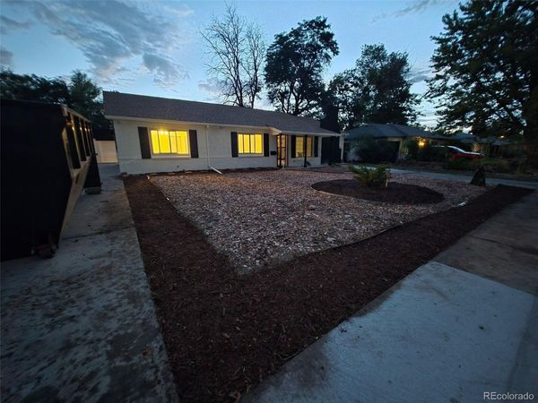 919 Troy Street, Aurora, CO 80011