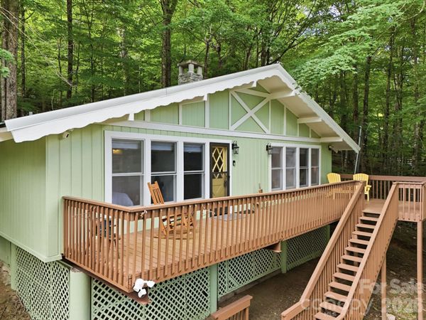 242 Charter Hills Road , Beech Mountain, NC 28604