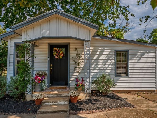 608 W Coleman , Colbert, OK 74733
