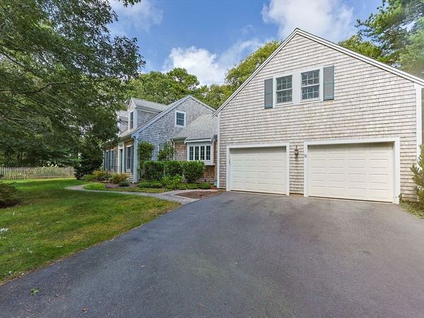 12 Pond St., Brewster, MA 02631