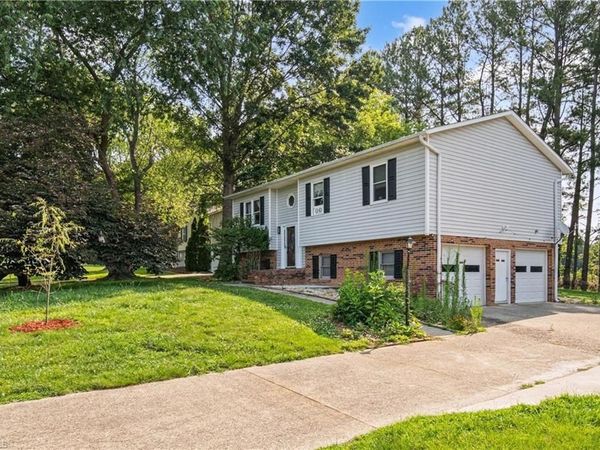 2114 Margaret Drive , Mount Airy, NC 27030