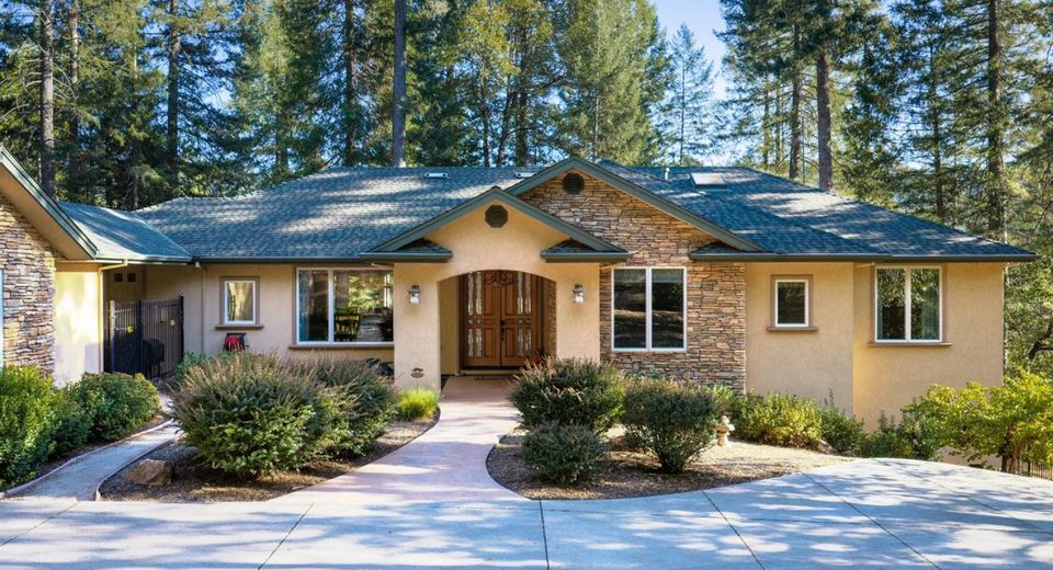 10973 Scotts Flat Dam Rd, Nevada City, CA 95959 Photo