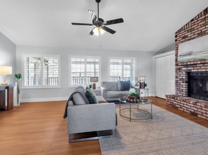10165 Equestrian Dr, Elk Grove, CA 95624 Photo